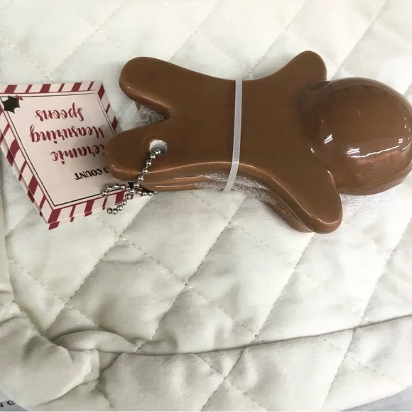 SOLD NWT - Gingerbread Man Figural Ceramic Measuring Spoons 3 Count - Picture 2 of 3